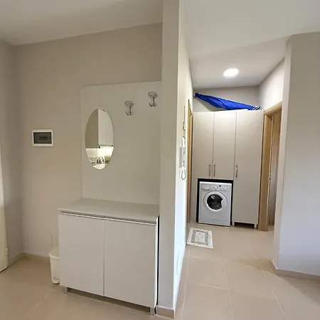 Velipoja Apartment