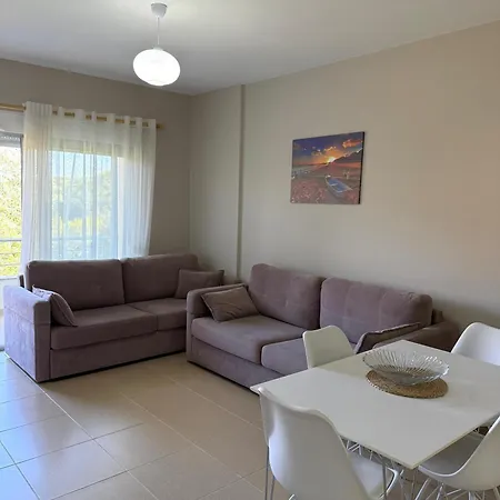 Velipoja Apartment شقة